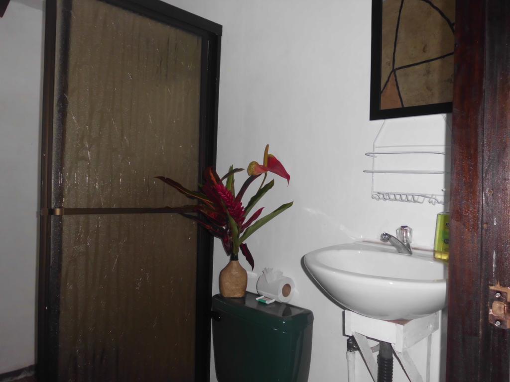 Nacientes Lodge Bijagua Rom bilde