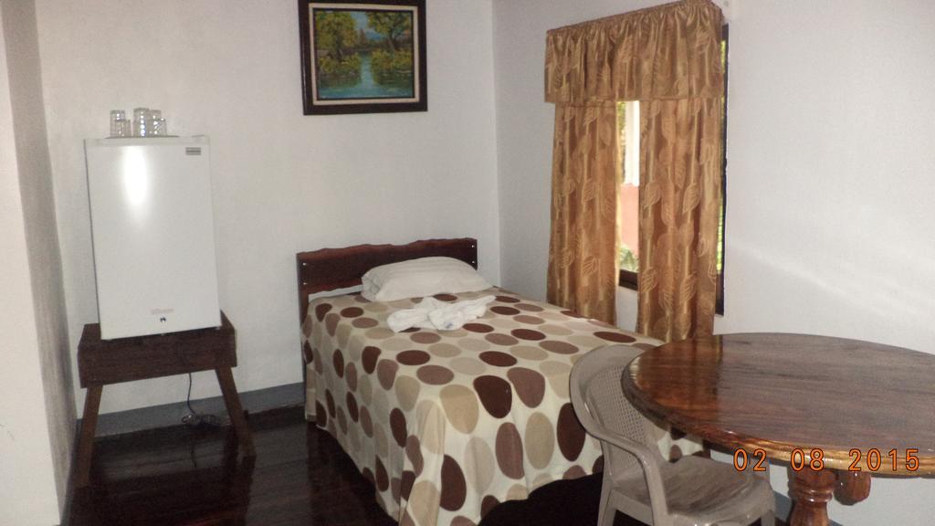 Nacientes Lodge Bijagua Rom bilde